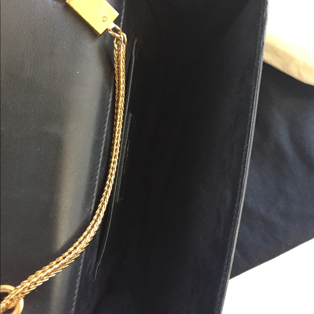 Saint Laurent Classic Small Betty - Picture 6 of 8